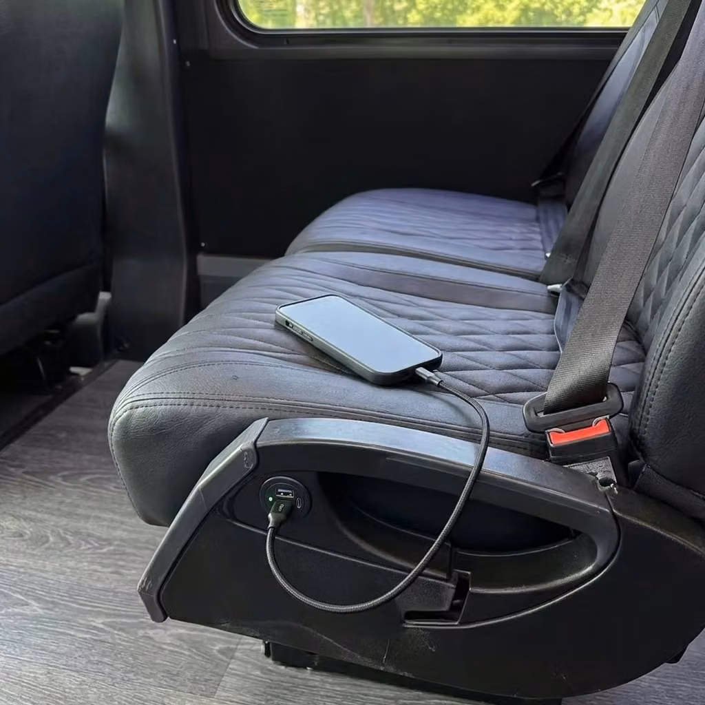 wildomar 20 passenger minibus usb charging