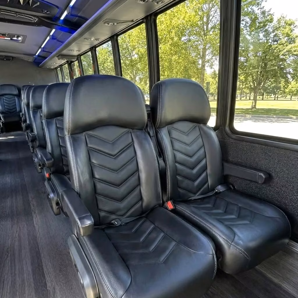 wildomar 28 passenger minibus seating