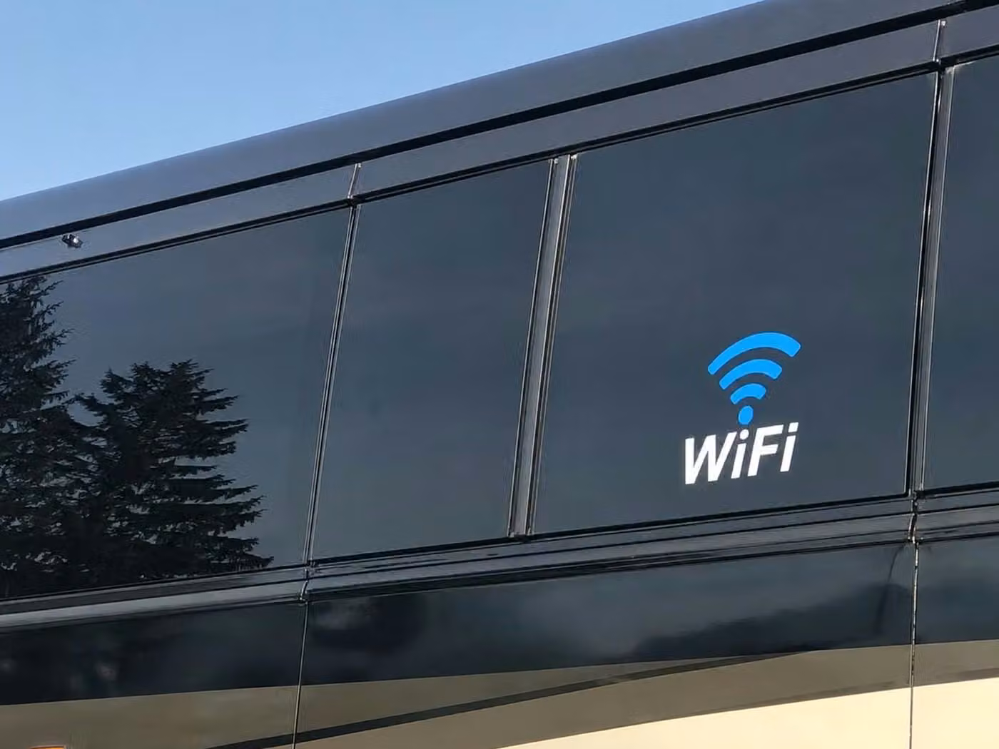 wildomar charter bus wifi