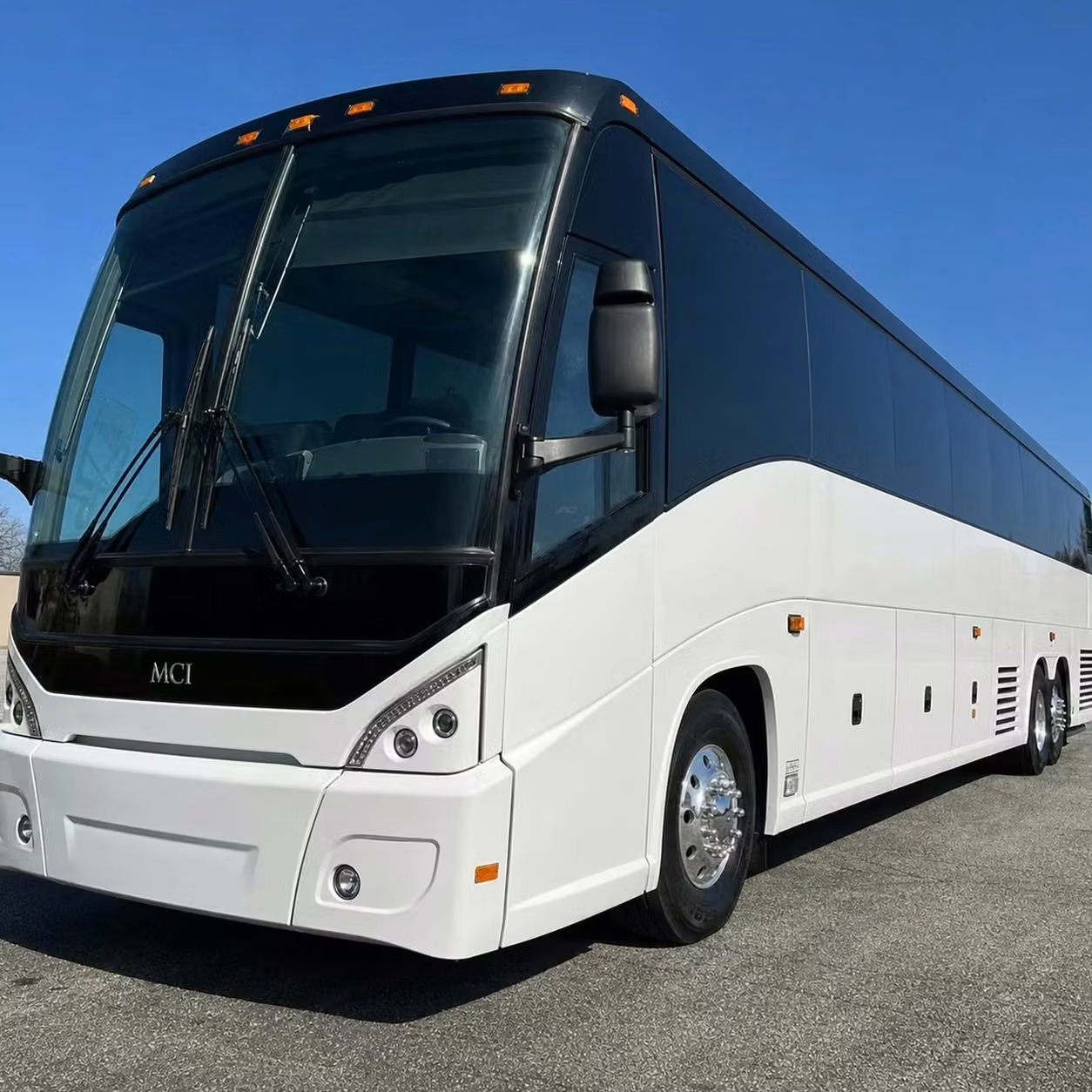 wildomar shuttle services for airport employees